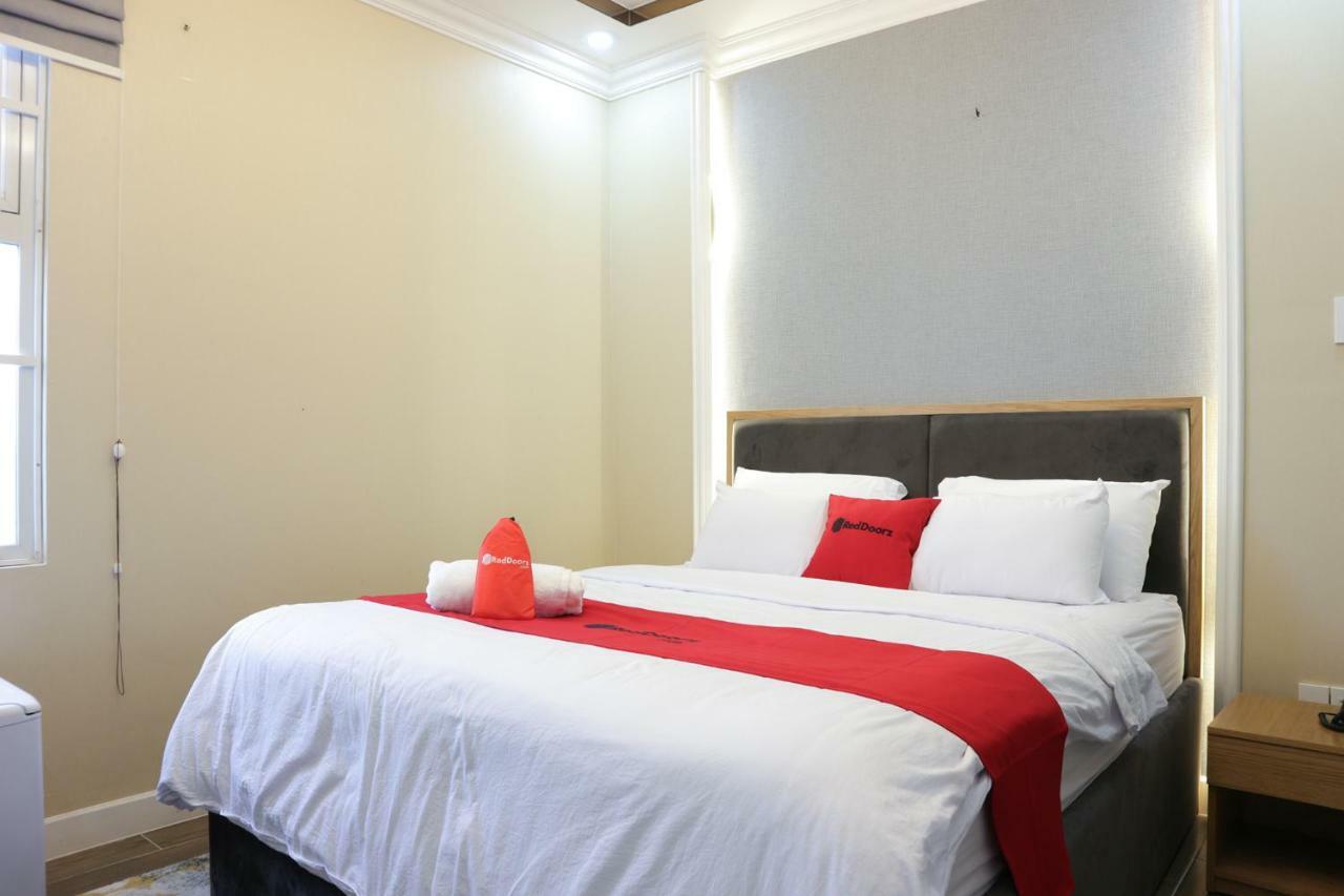 Reddoorz Premium @ Nguyen Oanh Street Ho Chi Minh City